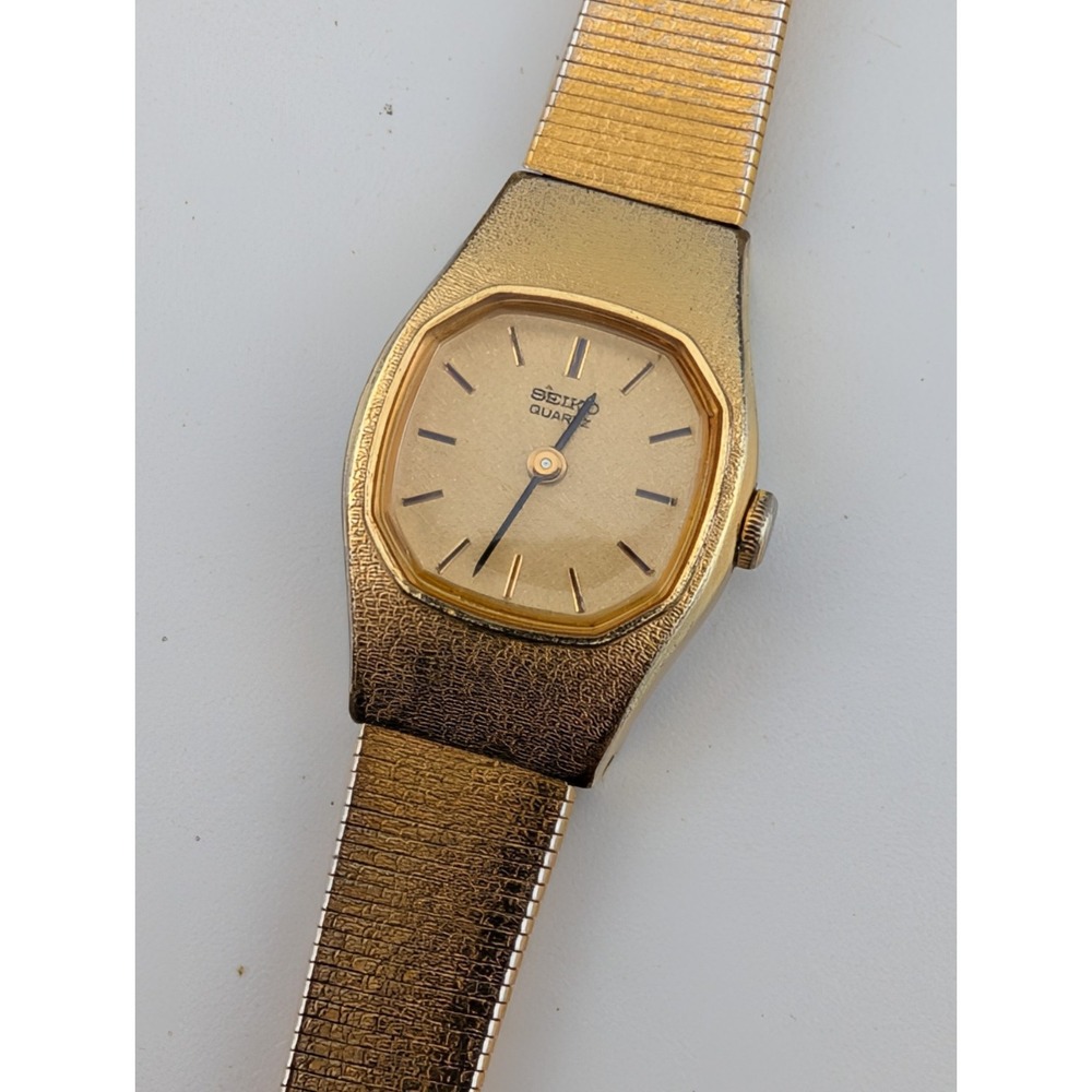 Vintage Seiko Women's Watch 16mm Case 6" Gold Band 2020-5309- New Battery